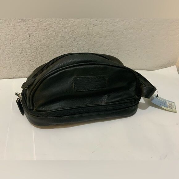New PENGUIN by Munsingwear Men's BLACK Toiletry Shaving Kit Travel Bag - Picture 1 of 11